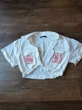 Zara Twist Front Cropped Short Sleeve Collared Blouse Top, Red Print Botanical